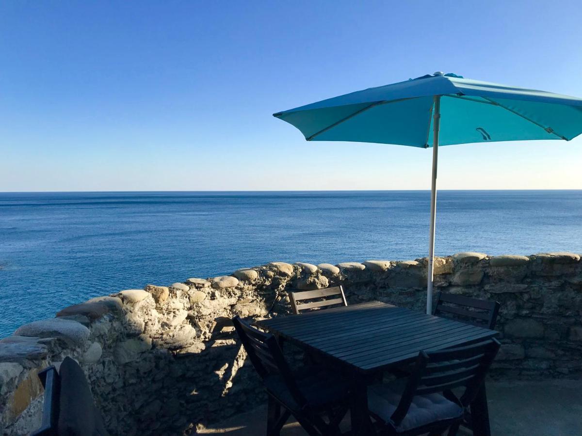 La Marina Tower Apartment With Private Sea View Terrace Vernazza Luaran gambar