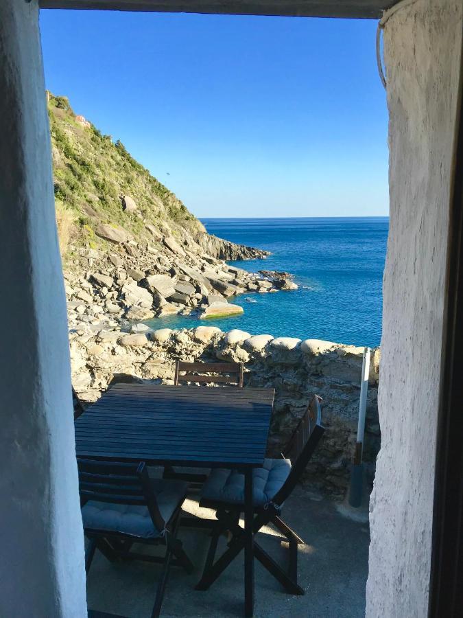 La Marina Tower Apartment With Private Sea View Terrace Vernazza Luaran gambar