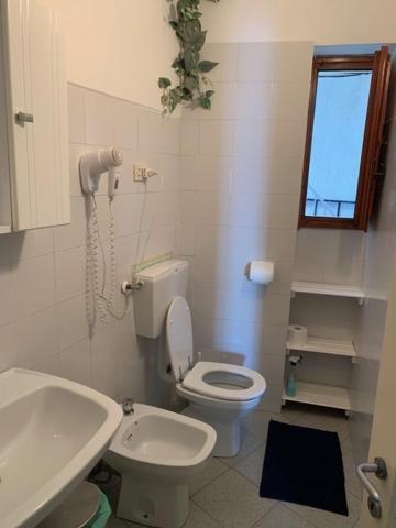 La Marina Tower Apartment With Private Sea View Terrace Vernazza Luaran gambar